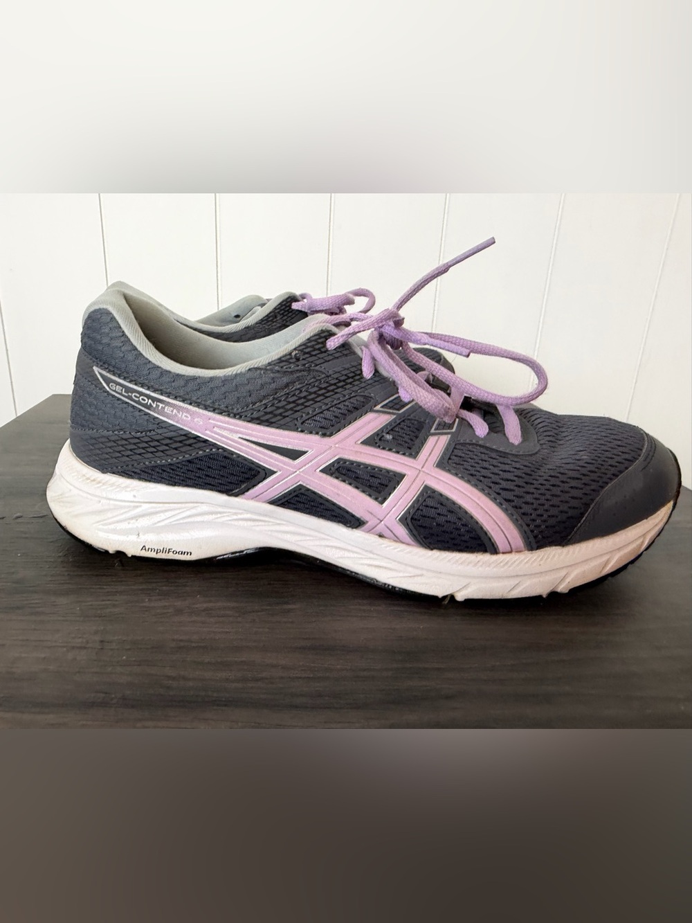 Asics Women's size 9.Gel Contend 6 1012A570 Gray/Purple Running Shoes Sneakers